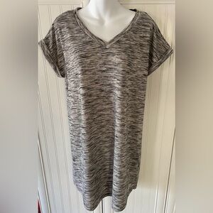 ⭐️3 for 20$⭐️ Joe Fresh Heathered Gray V-Neck Dress